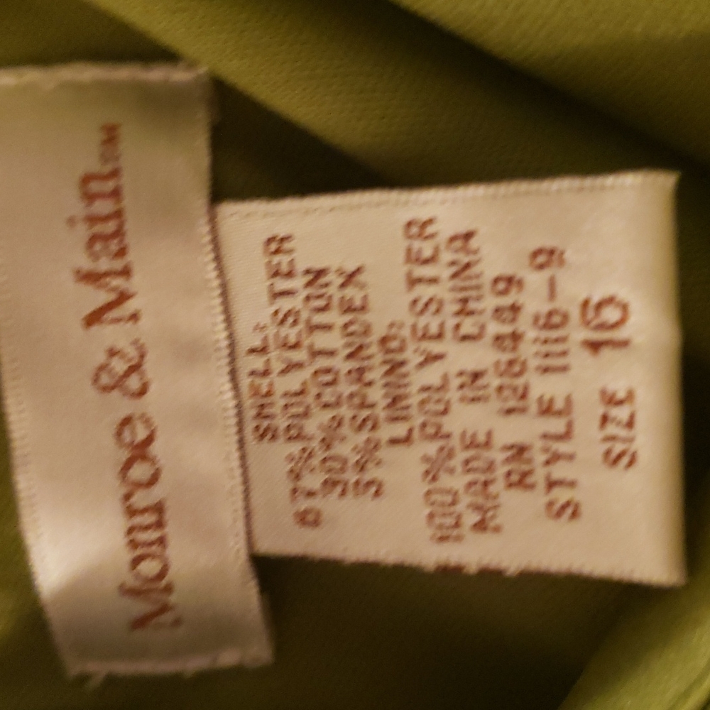 Monroe and Main Semi Formal Party Dress - Picture 4 of 5